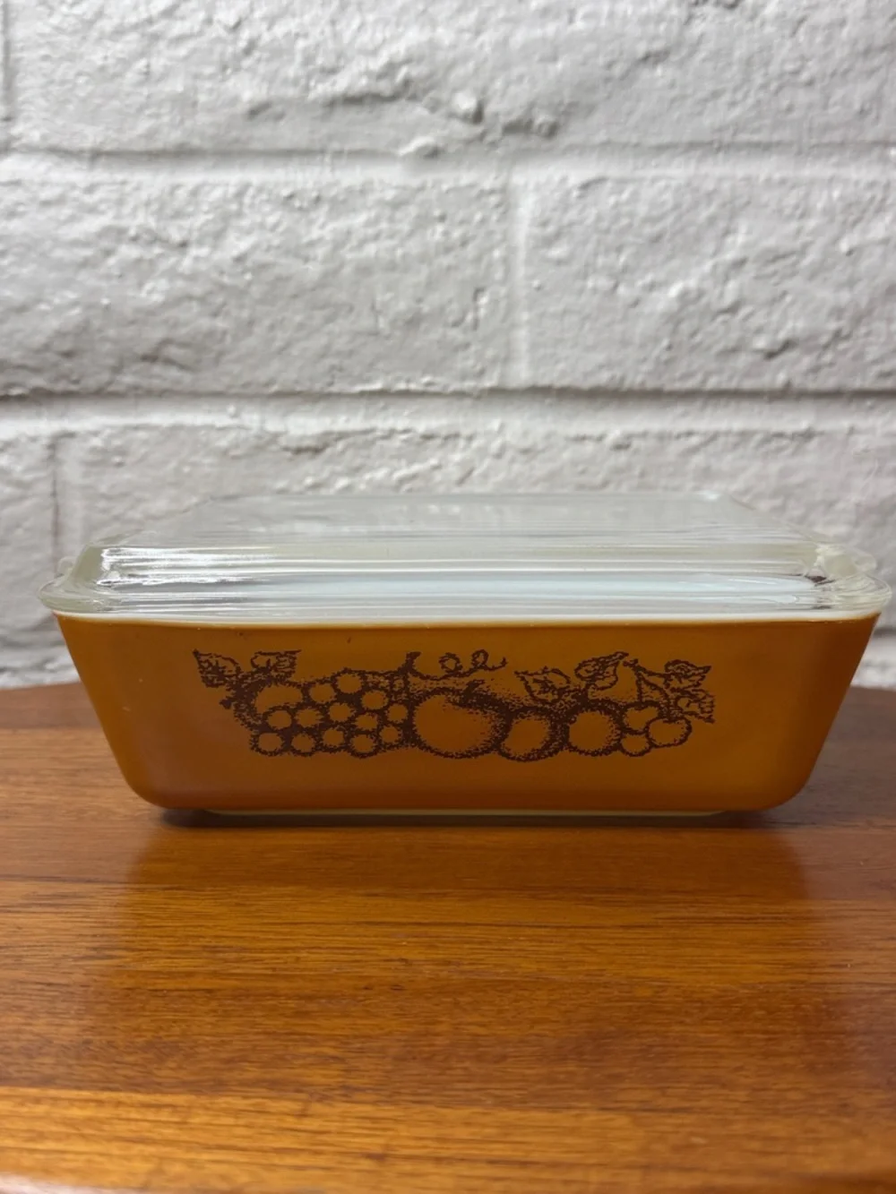 Pyrex Old Orchard Fridgie with Lid 503 Good Vintage Condition